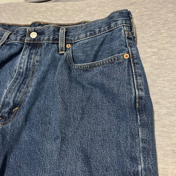 Levis 550 Jeans Mens 38x29 Relaxed Straight Blue Medium Wash 100% Cotton Denim - Picture 6 of 16